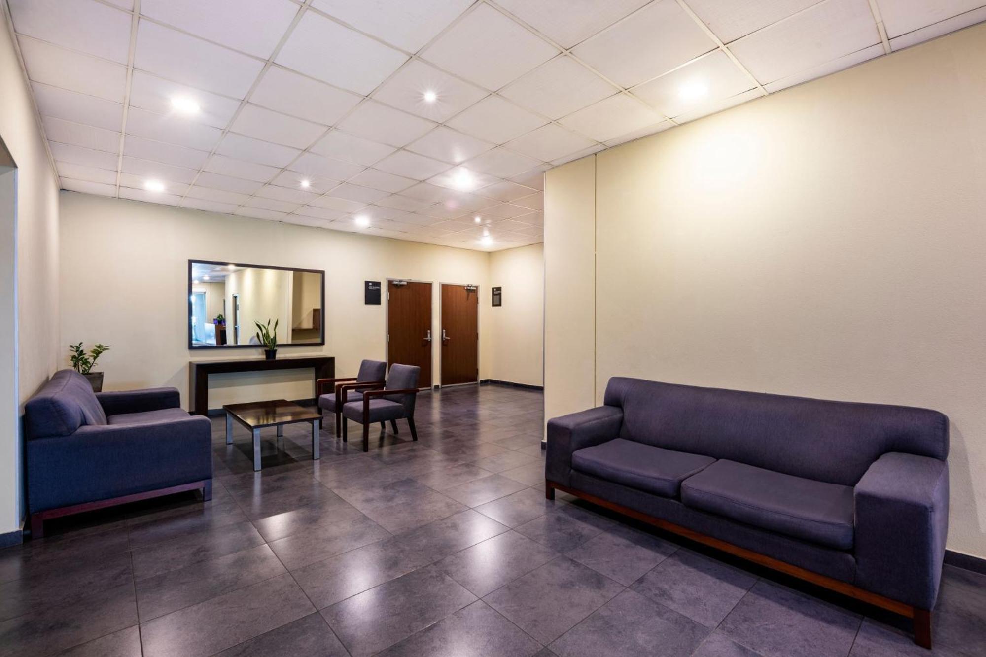 City Express Plus By Marriott Cali Colombia Exterior foto